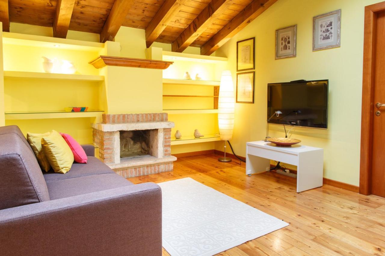 Appartamento Topazio Verona Bagian luar foto